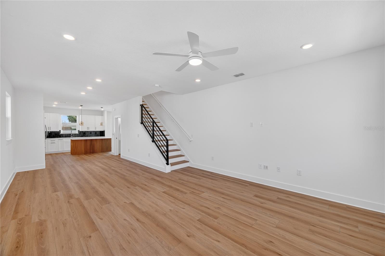 4181 56TH AVE N, ST PETERSBURG, FL, 33714