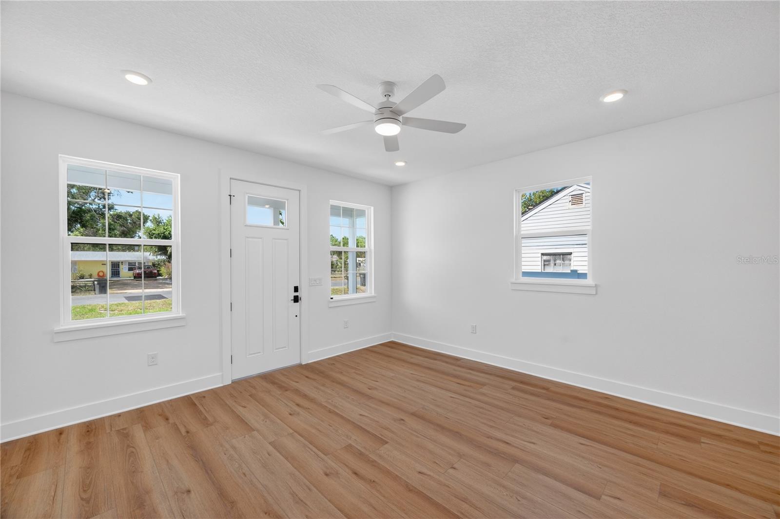 4181 56TH AVE N, ST PETERSBURG, FL, 33714