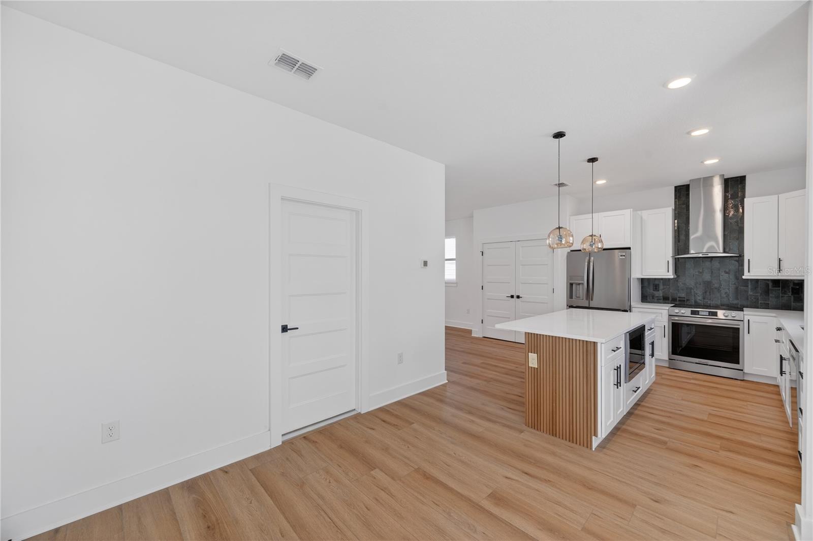 4181 56TH AVE N, ST PETERSBURG, FL, 33714