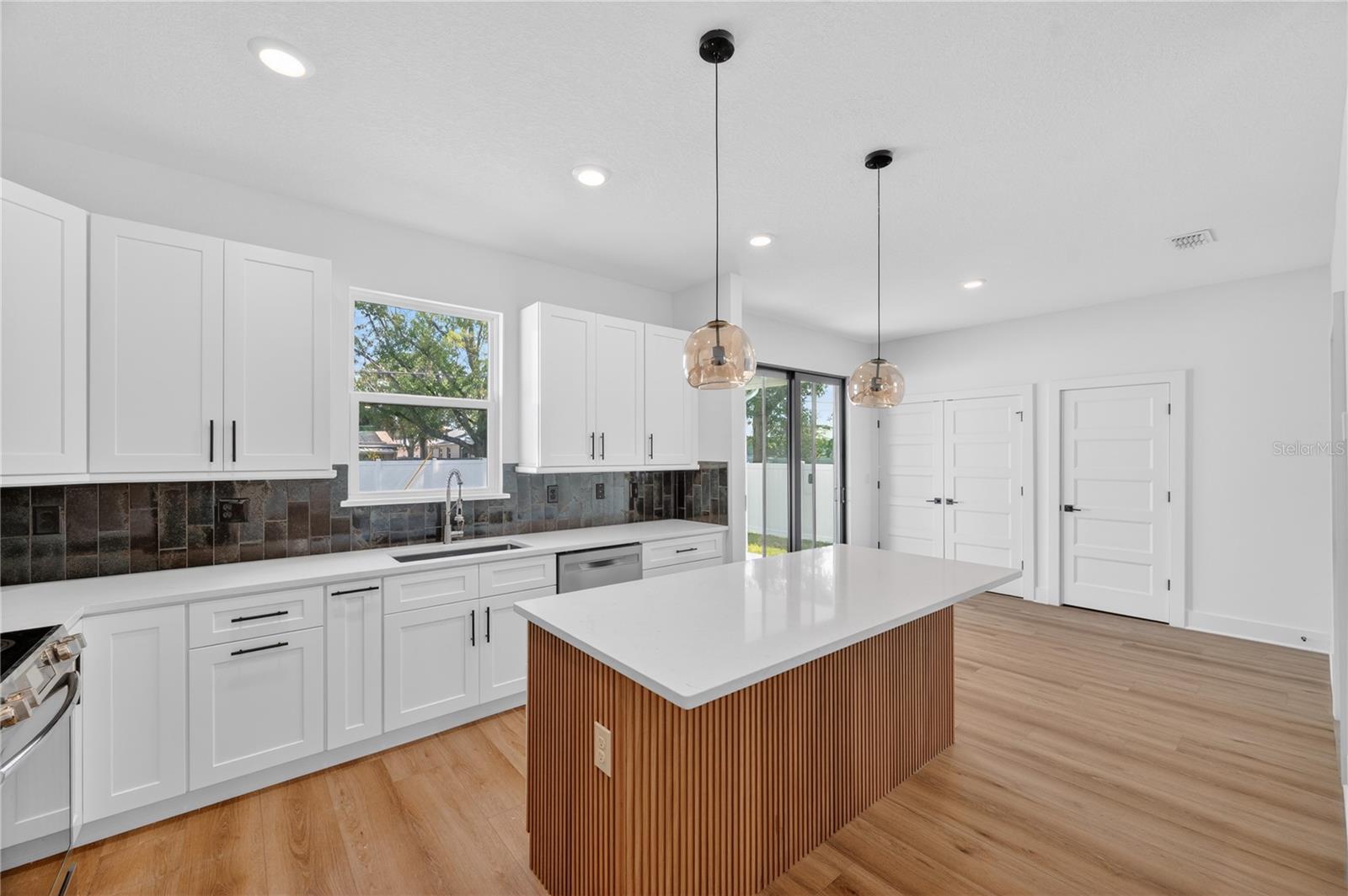 4181 56TH AVE N, ST PETERSBURG, FL, 33714