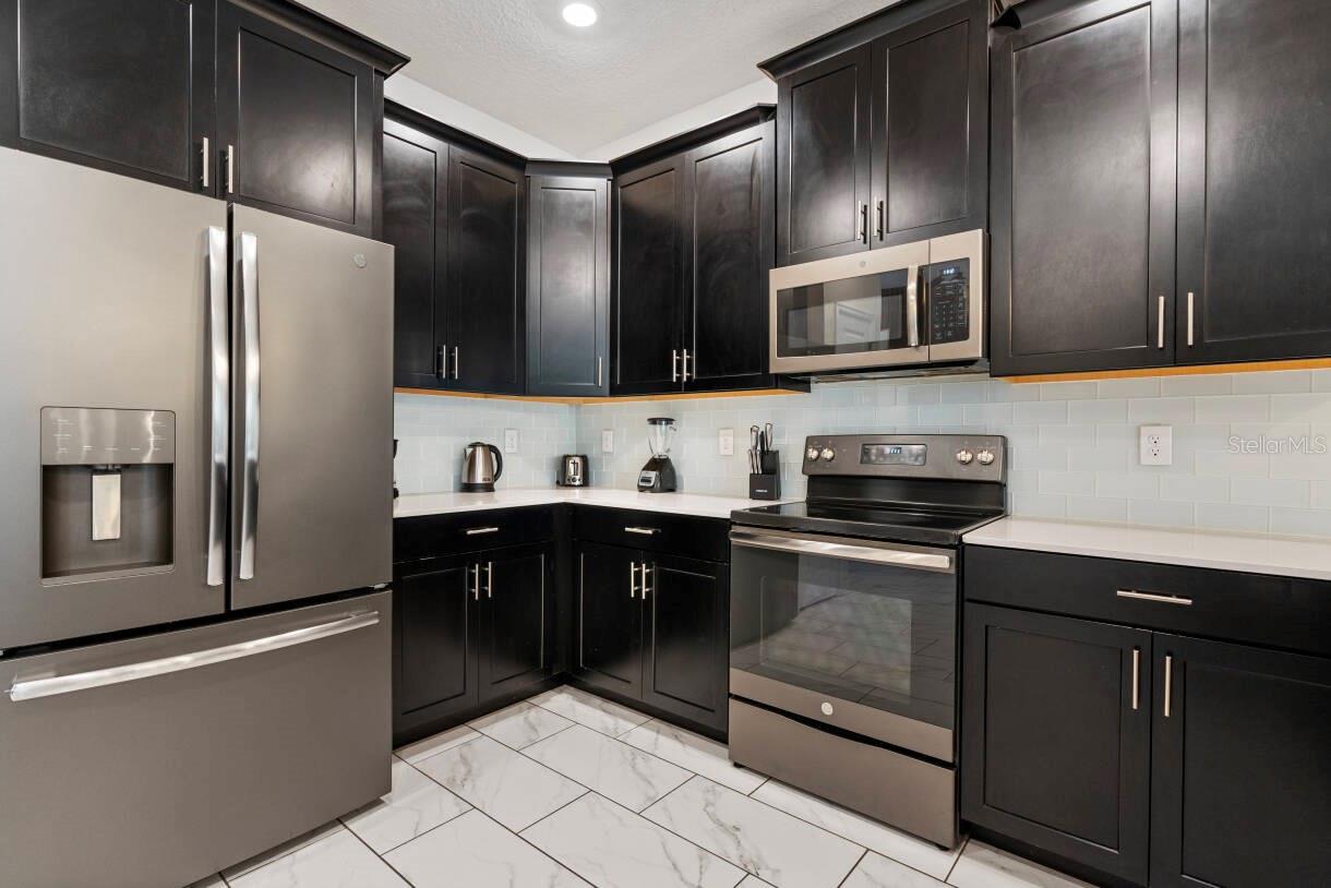 671 STICKS ST, DAVENPORT, FL, 33896