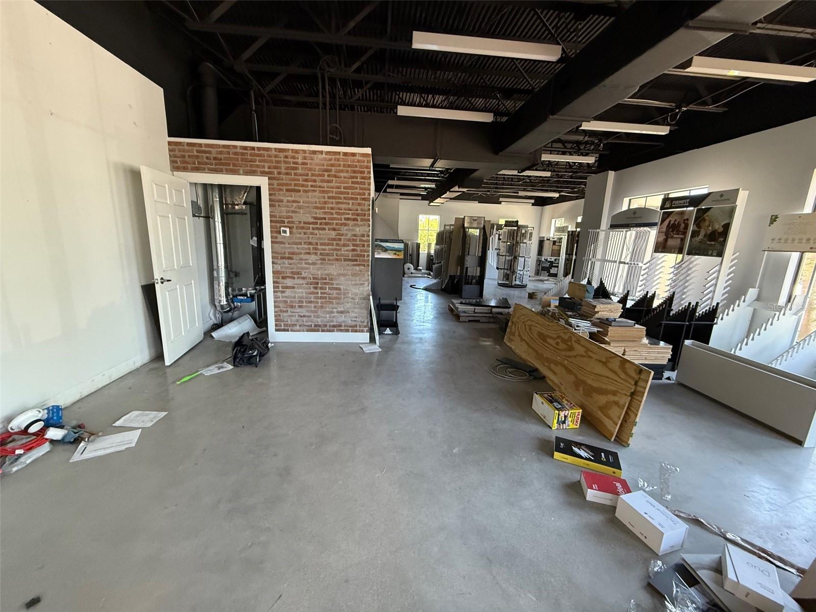 5920 PAN AMERICAN BLVD #104, NORTH PORT, FL, 34287