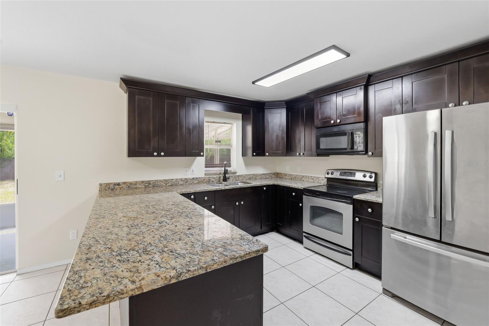 9707 N MARY AVE, TAMPA, FL, 33612
