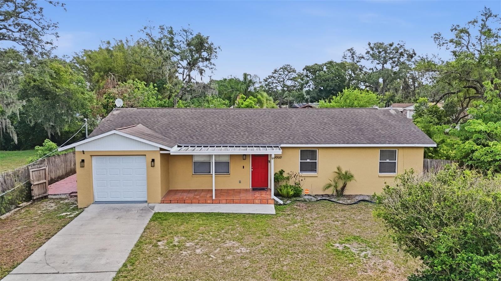 9707 N MARY AVE, TAMPA, FL, 33612