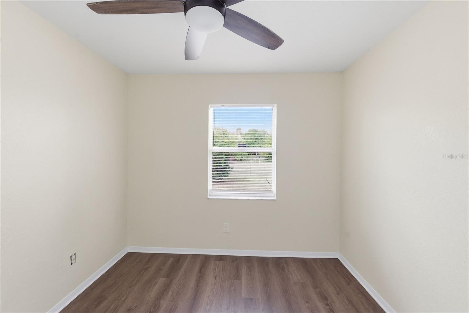 9707 N MARY AVE, TAMPA, FL, 33612