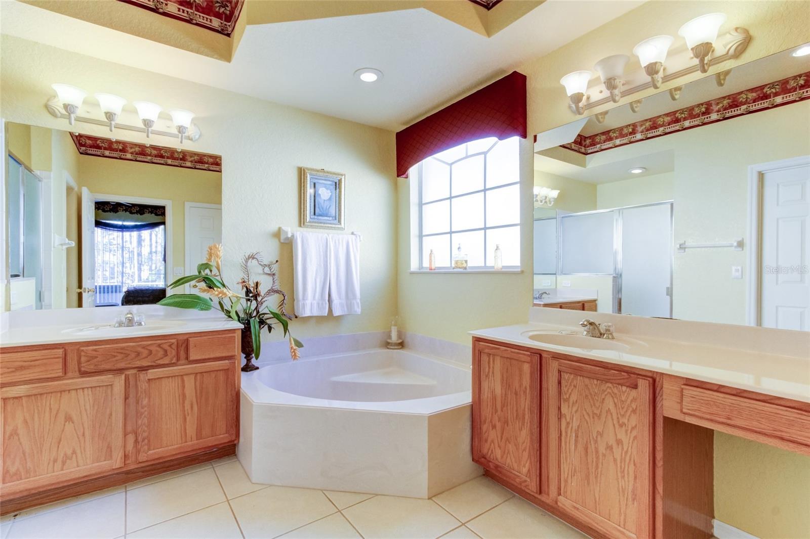218 N HAMPTON DR, DAVENPORT, FL, 33897
