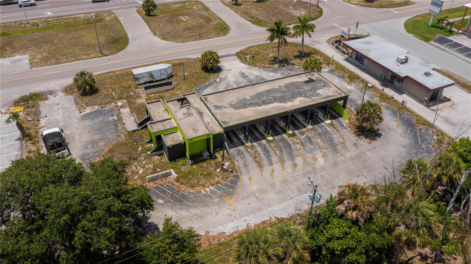 3570 TAMIAMI TRL, PORT CHARLOTTE, FL, 33952