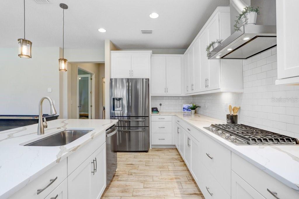 14828 PADDOCK POND AVE, LITHIA, FL, 33547