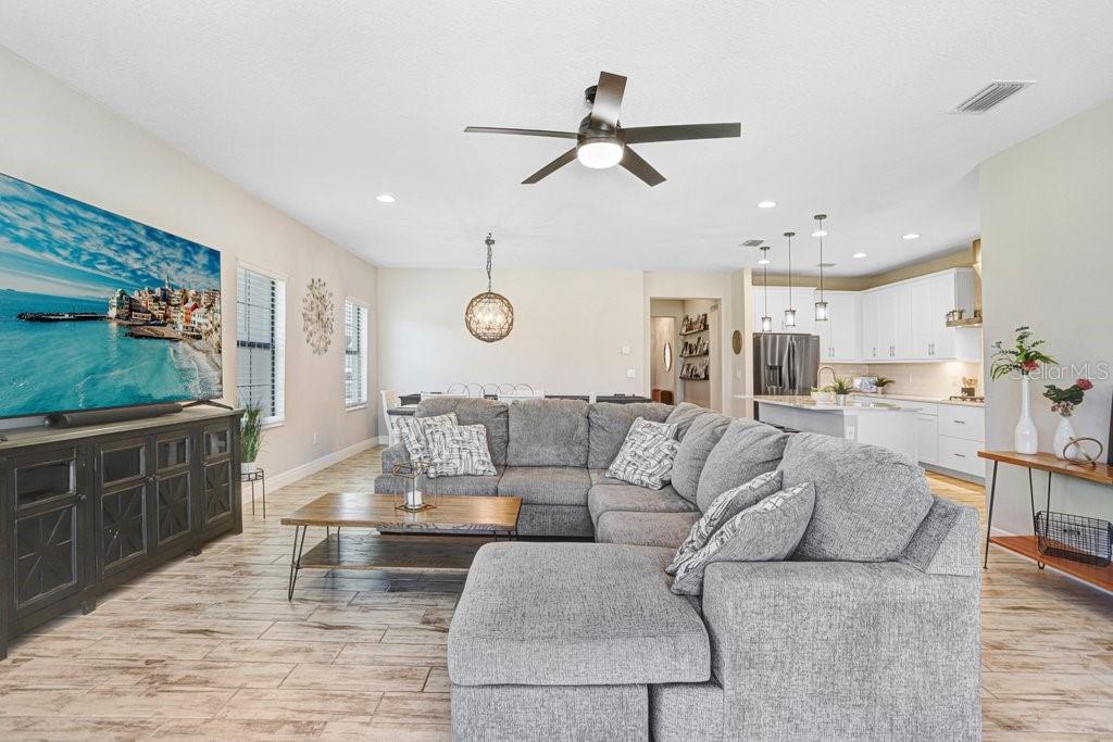 14828 PADDOCK POND AVE, LITHIA, FL, 33547