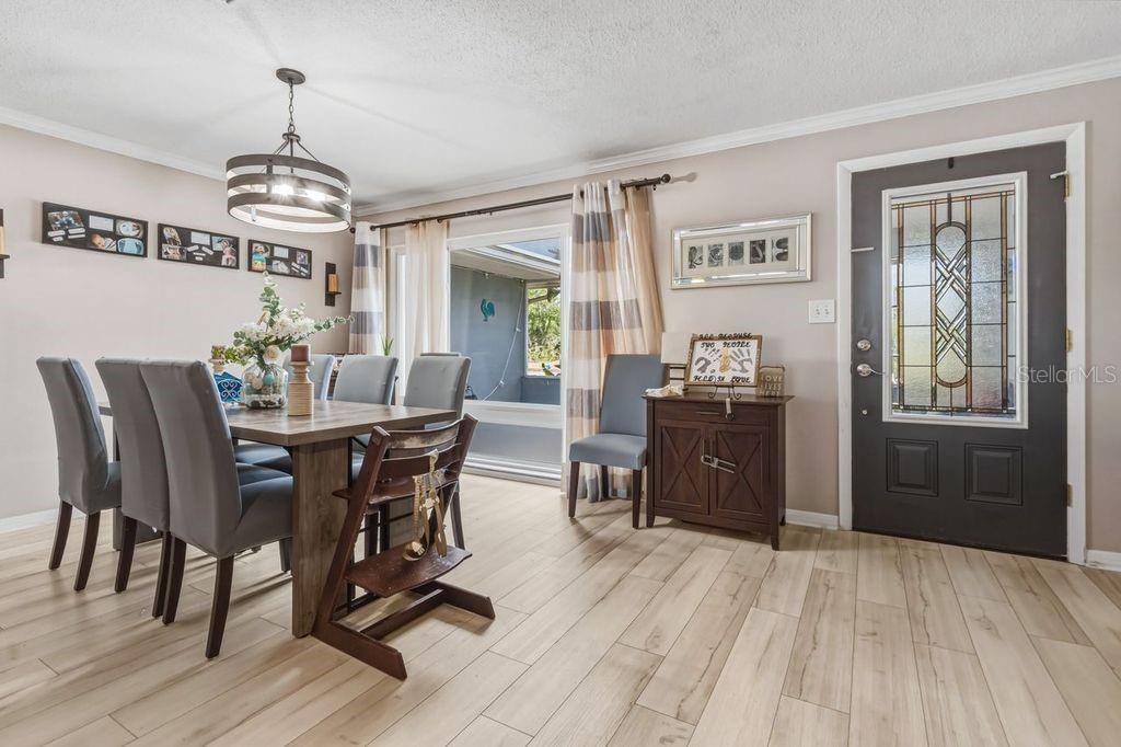 1387 S DISSTON AVE, TARPON SPRINGS, FL, 34689