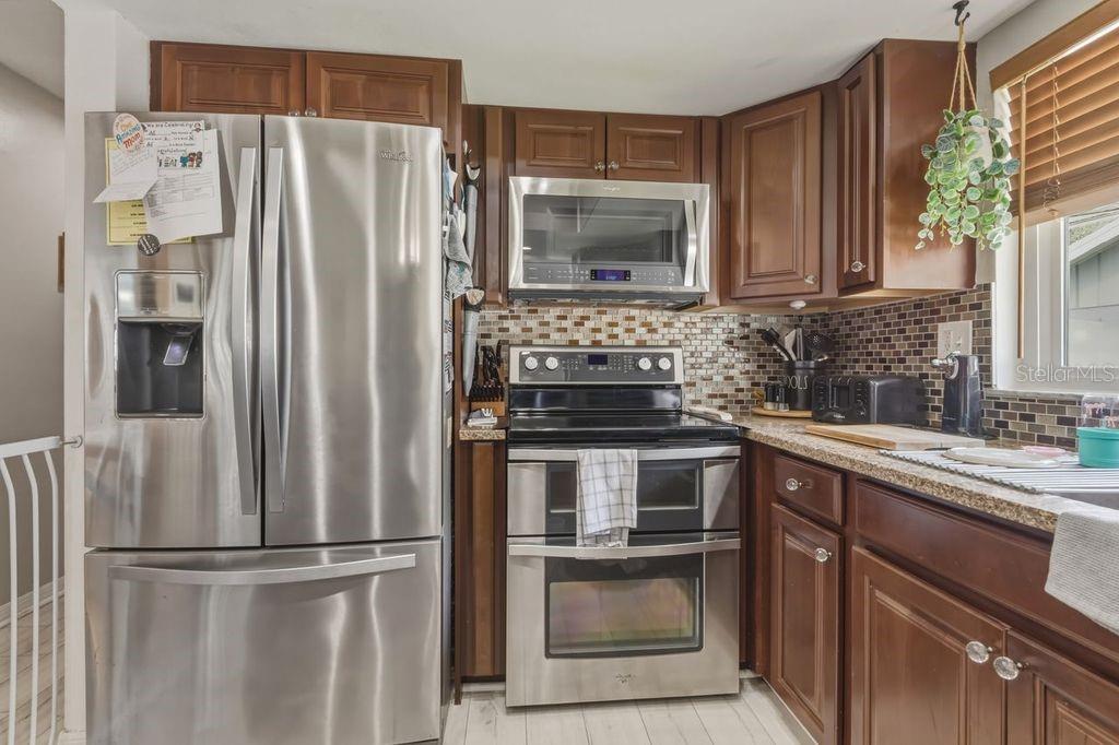 1387 S DISSTON AVE, TARPON SPRINGS, FL, 34689