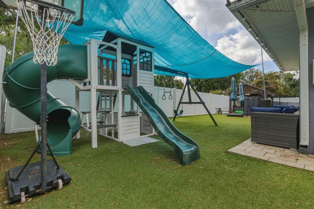 1387 S DISSTON AVE, TARPON SPRINGS, FL, 34689