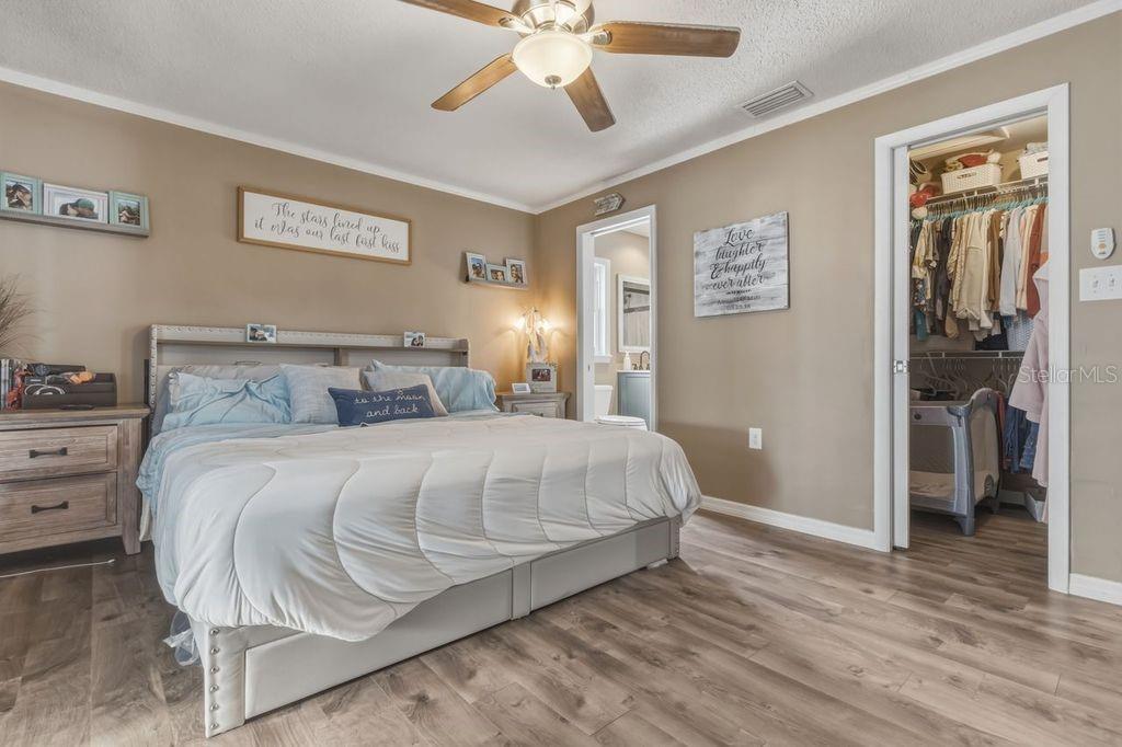 1387 S DISSTON AVE, TARPON SPRINGS, FL, 34689