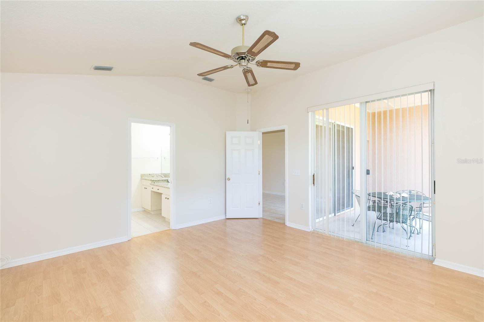 22704 RODERICK DR, LAND O LAKES, FL, 34639