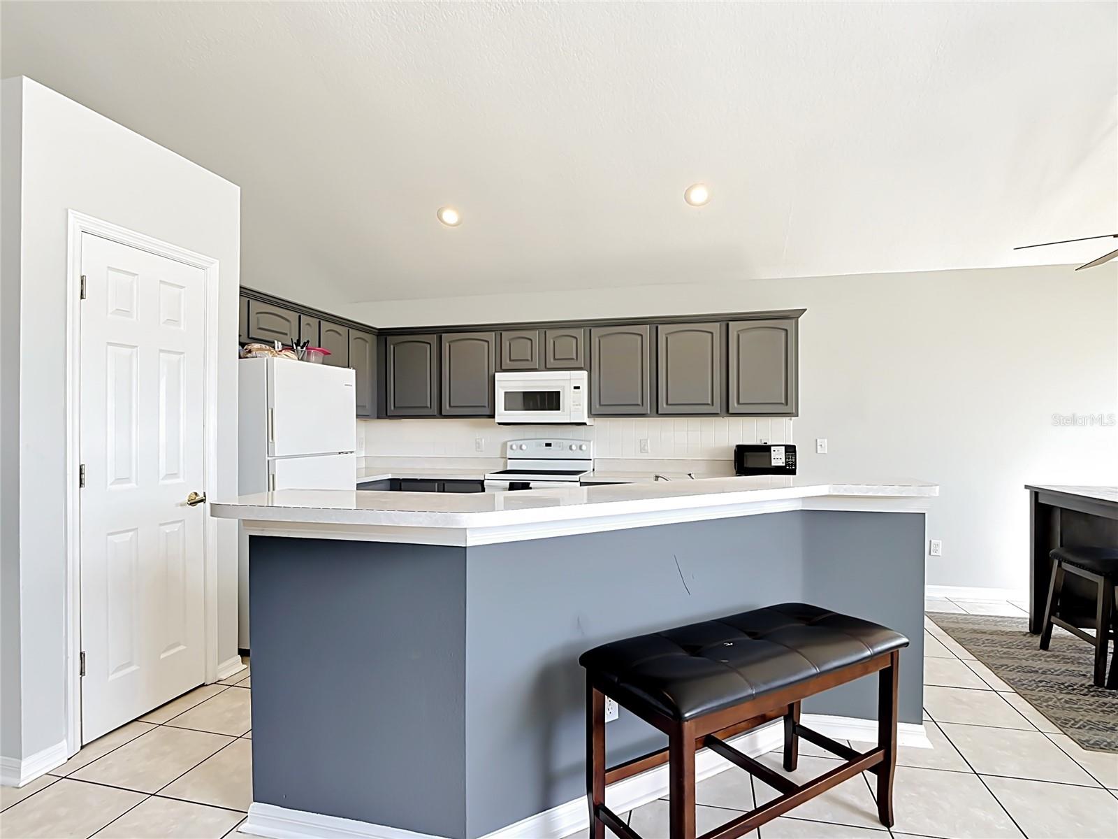 131 WESTMORELAND CIR, KISSIMMEE, FL, 34744