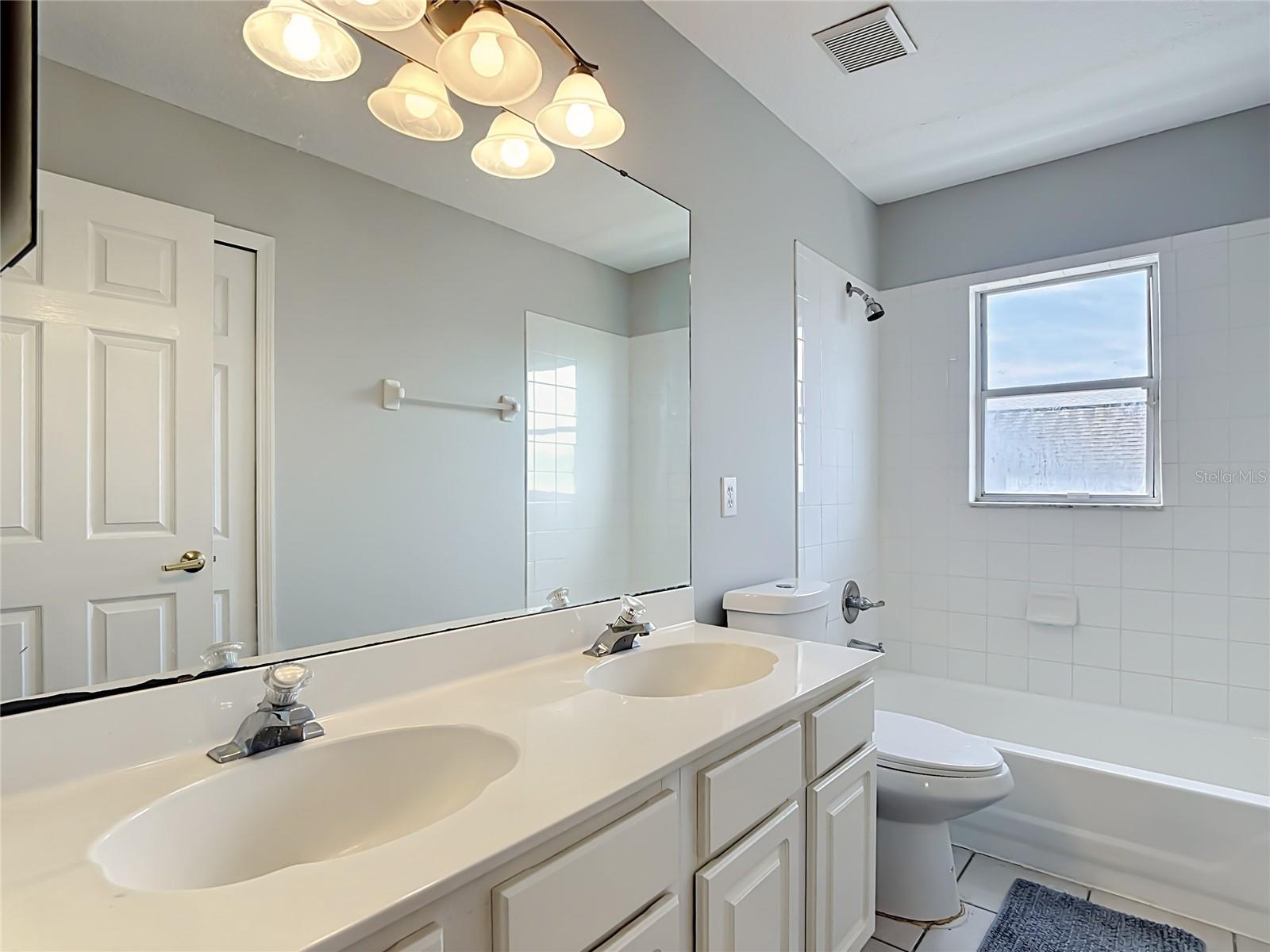 131 WESTMORELAND CIR, KISSIMMEE, FL, 34744