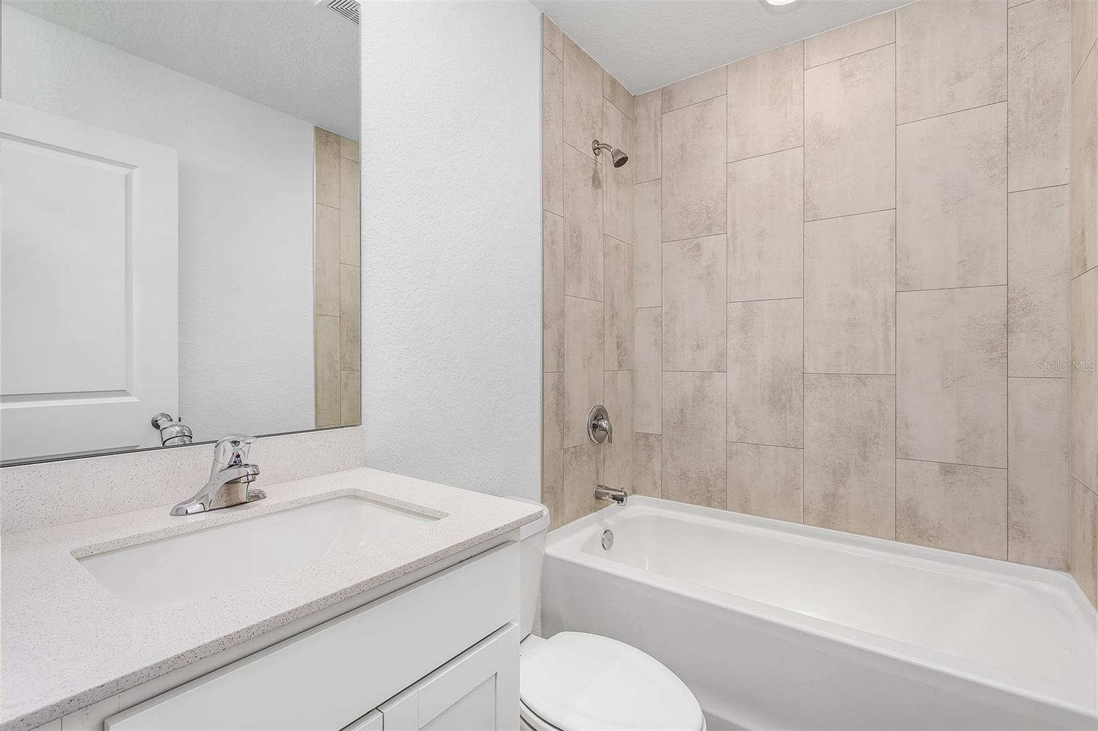 5952 GILLOT BLVD, PORT CHARLOTTE, FL, 33981