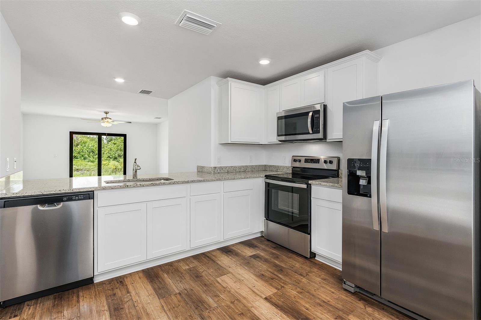 5952 GILLOT BLVD, PORT CHARLOTTE, FL, 33981