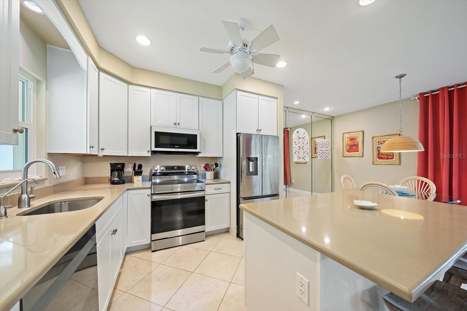 5869 TIDEWOOD AVE #7, SARASOTA, FL, 34231