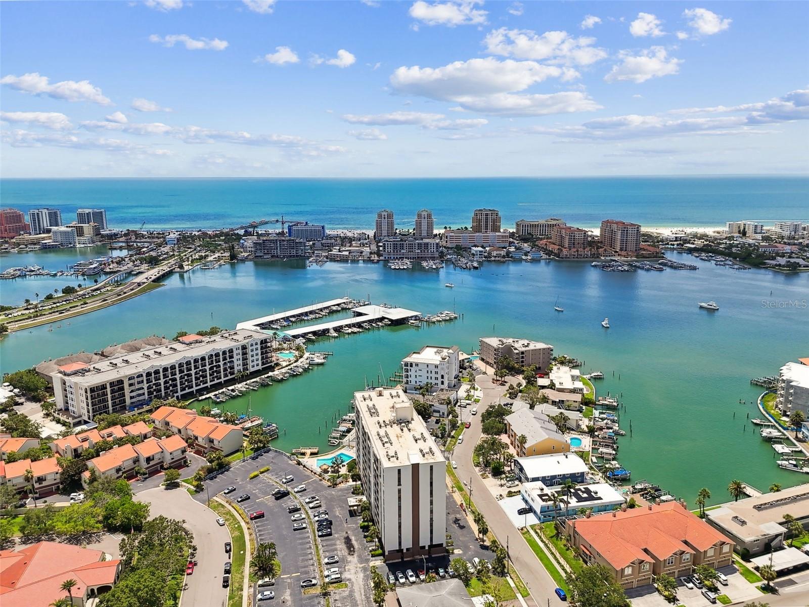 255 DOLPHIN PT #207, CLEARWATER BEACH, FL, 33767