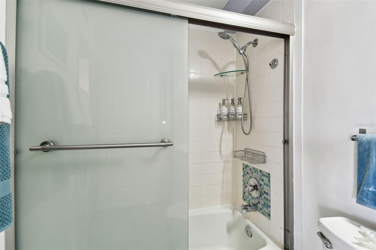 255 DOLPHIN PT #207, CLEARWATER BEACH, FL, 33767