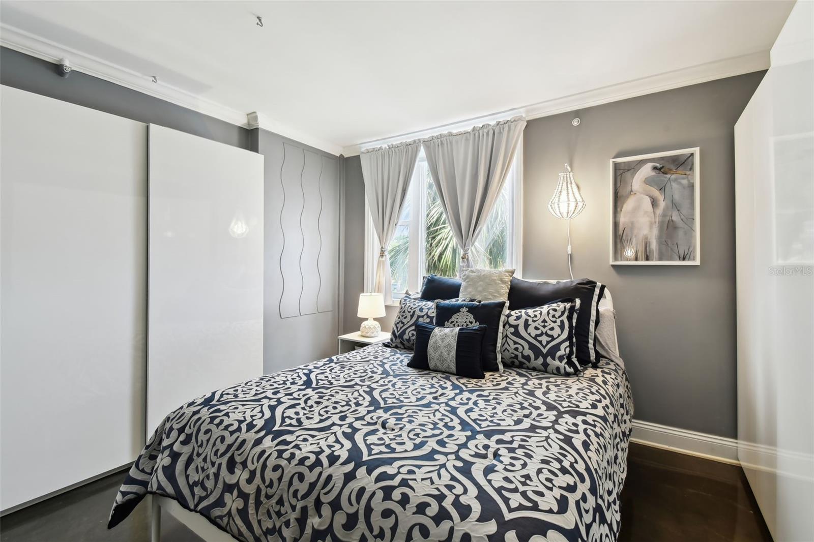 255 DOLPHIN PT #207, CLEARWATER BEACH, FL, 33767