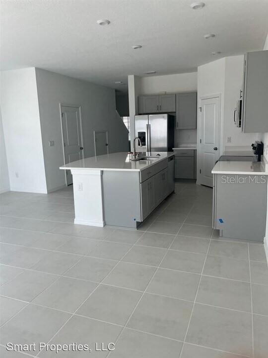 2313 ALEE LN, WESLEY CHAPEL, FL, 33543