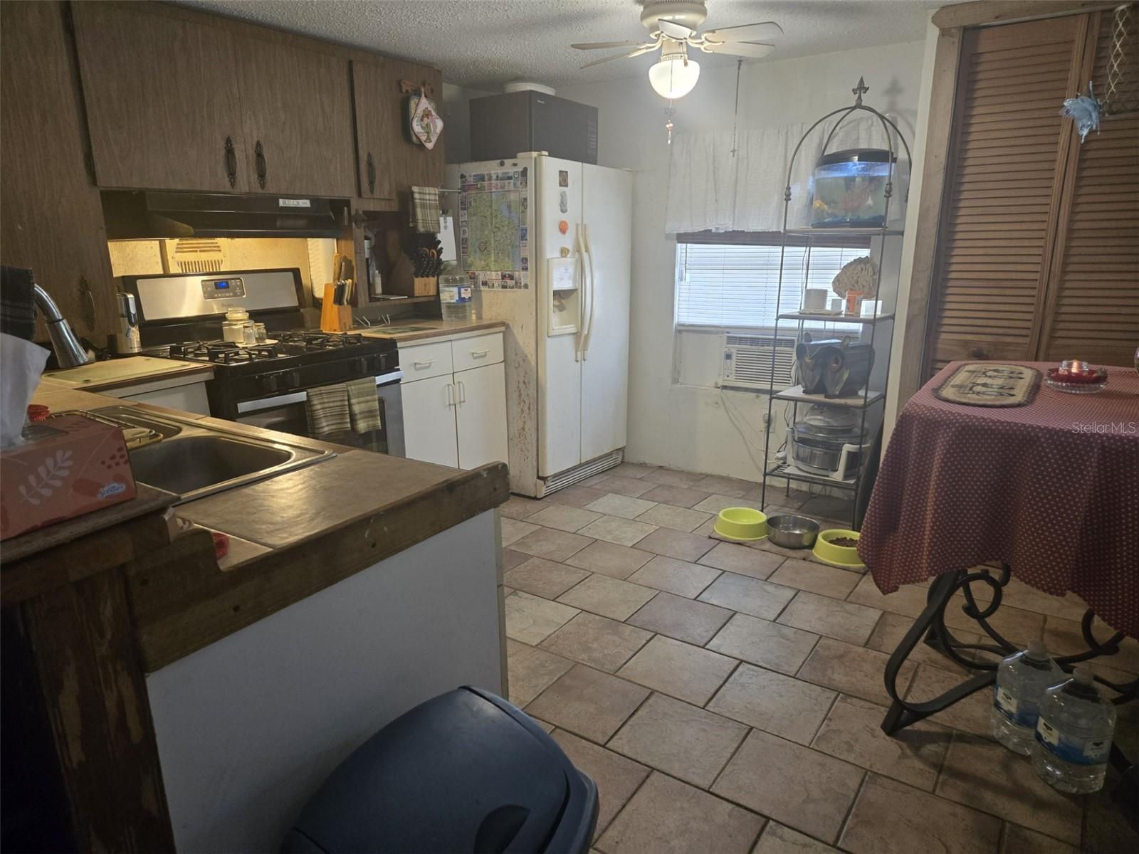 120 WEST LOOP, OAK HILL, FL, 32759