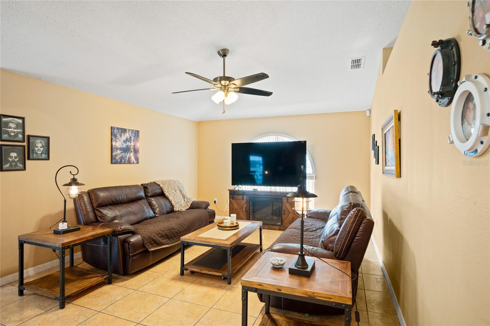 203 FLOUNDER PL, KISSIMMEE, FL, 34759