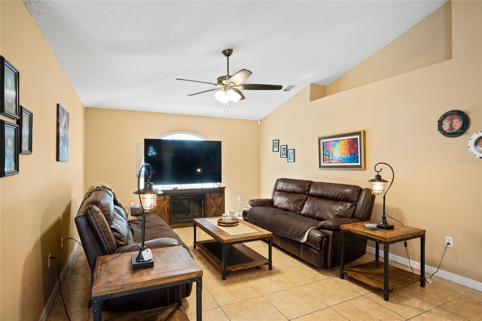 203 FLOUNDER PL, KISSIMMEE, FL, 34759