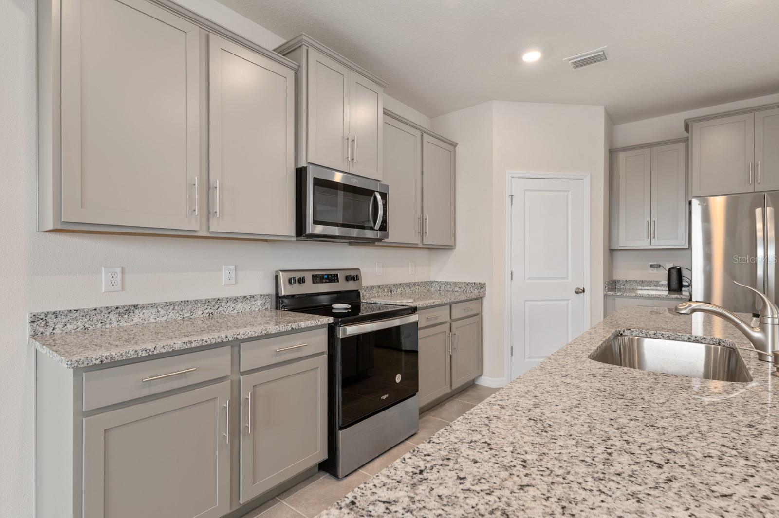 520 158TH ST E, BRADENTON, FL, 34212