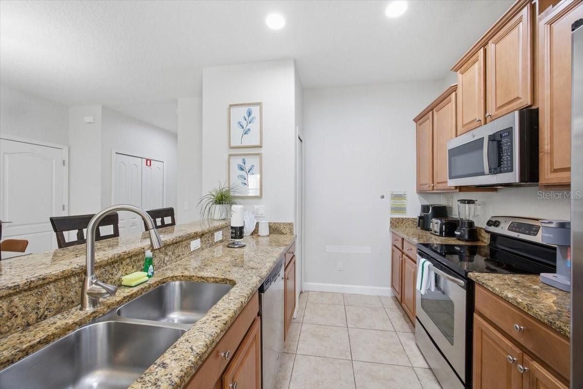 8922 CUBAN PALM RD, KISSIMMEE, FL, 34747