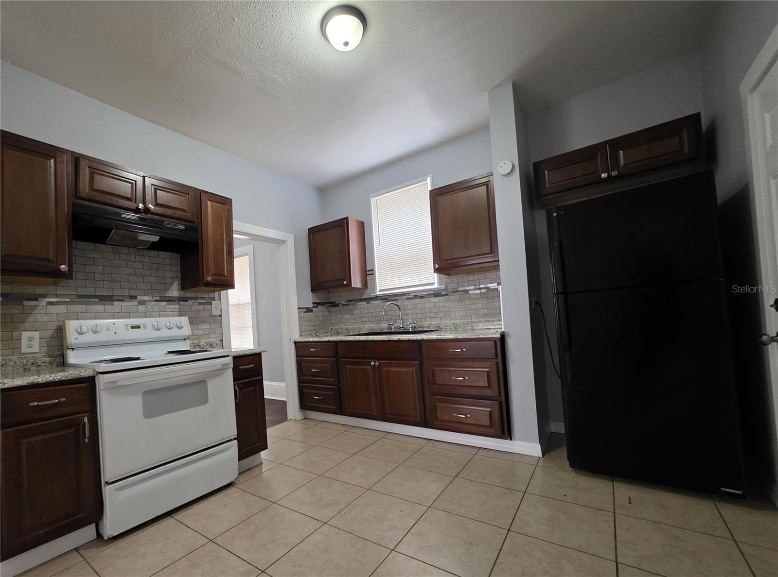 676 BRIDAL AVE, JACKSONVILLE, FL, 32205