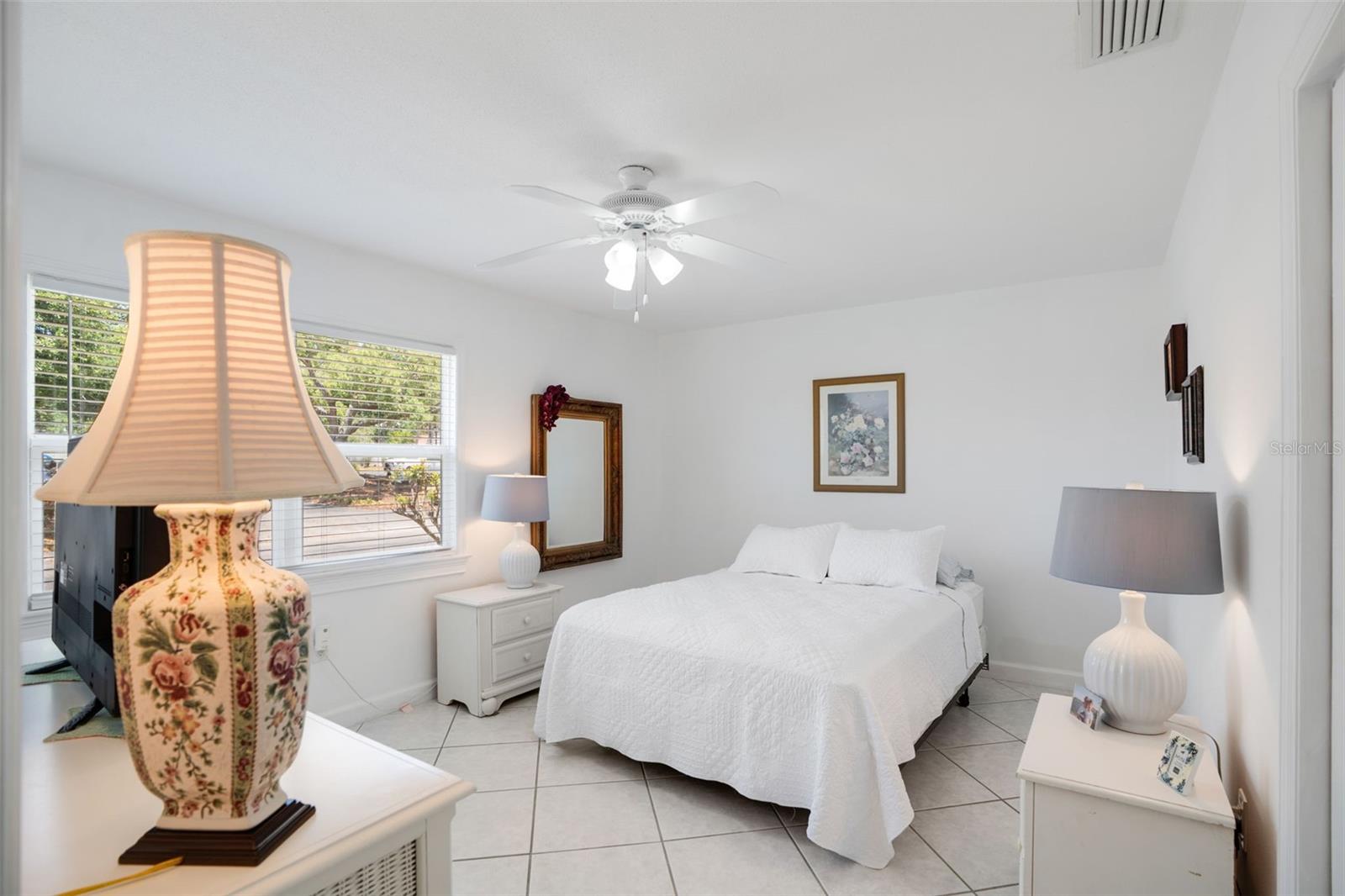 2330 RIVERBLUFF PKWY #V245, SARASOTA, FL, 34231