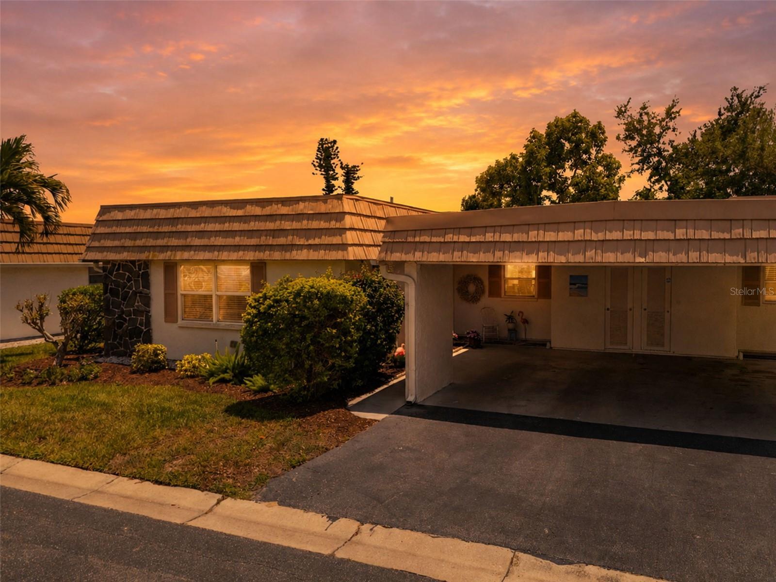 2330 RIVERBLUFF PKWY #V245, SARASOTA, FL, 34231
