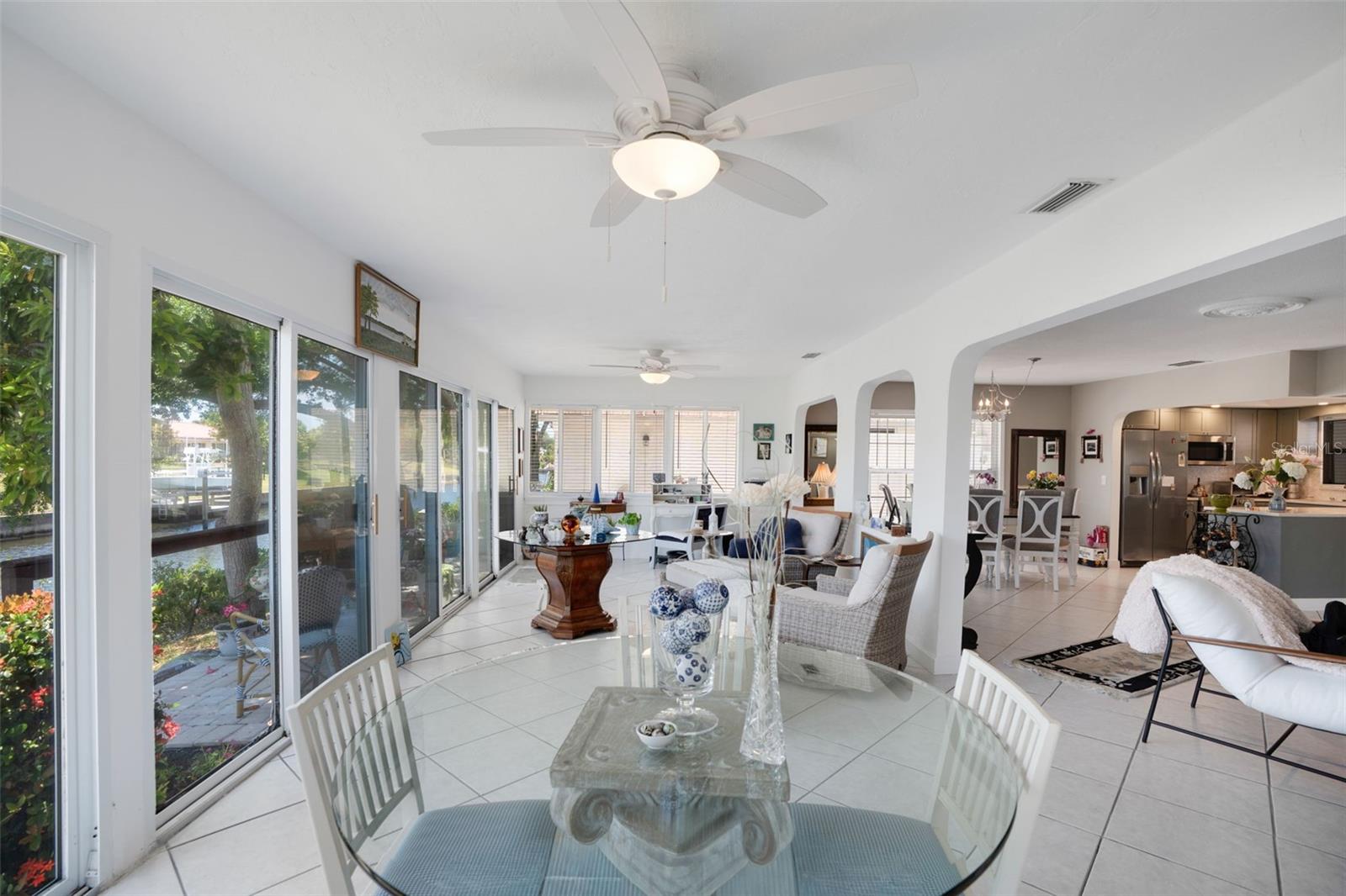 2330 RIVERBLUFF PKWY #V245, SARASOTA, FL, 34231