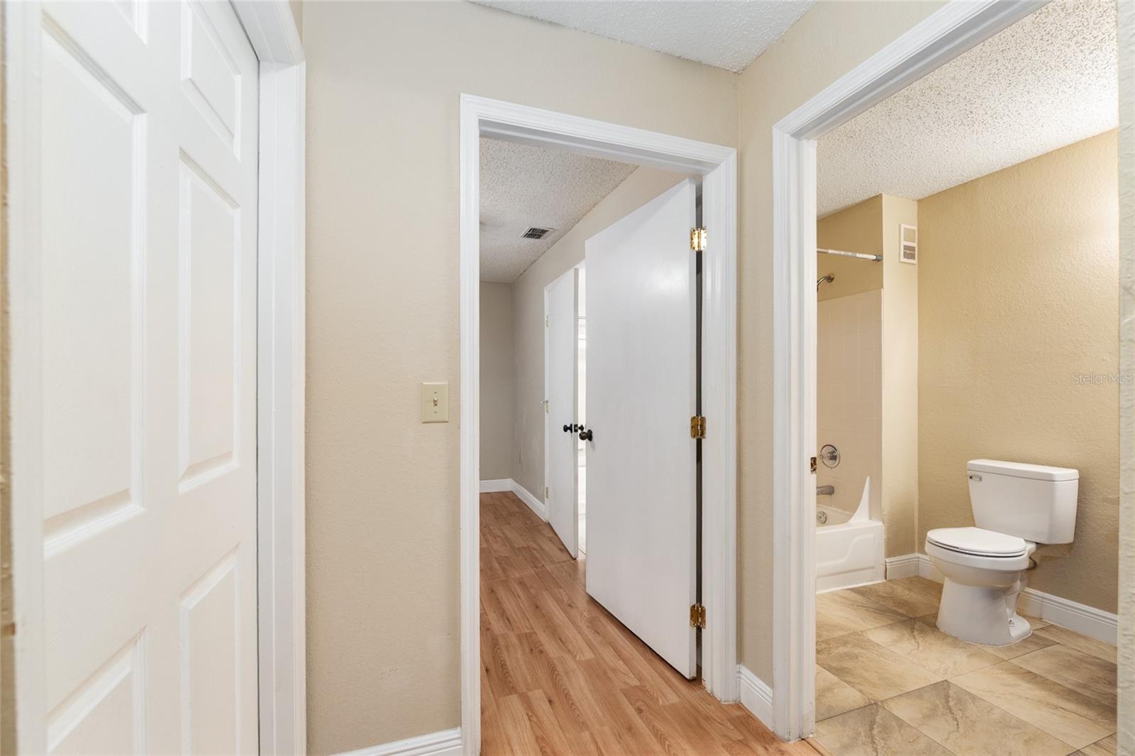 3705 SW 27TH ST #214, GAINESVILLE, FL, 32608