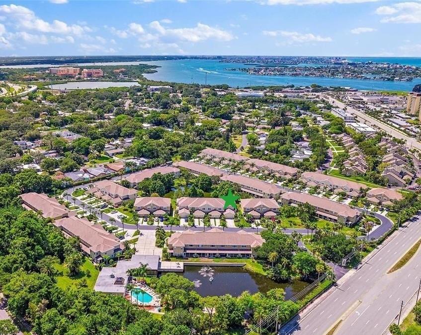 11235 KAPOK GRAND CIR, MADEIRA BEACH, FL, 33708