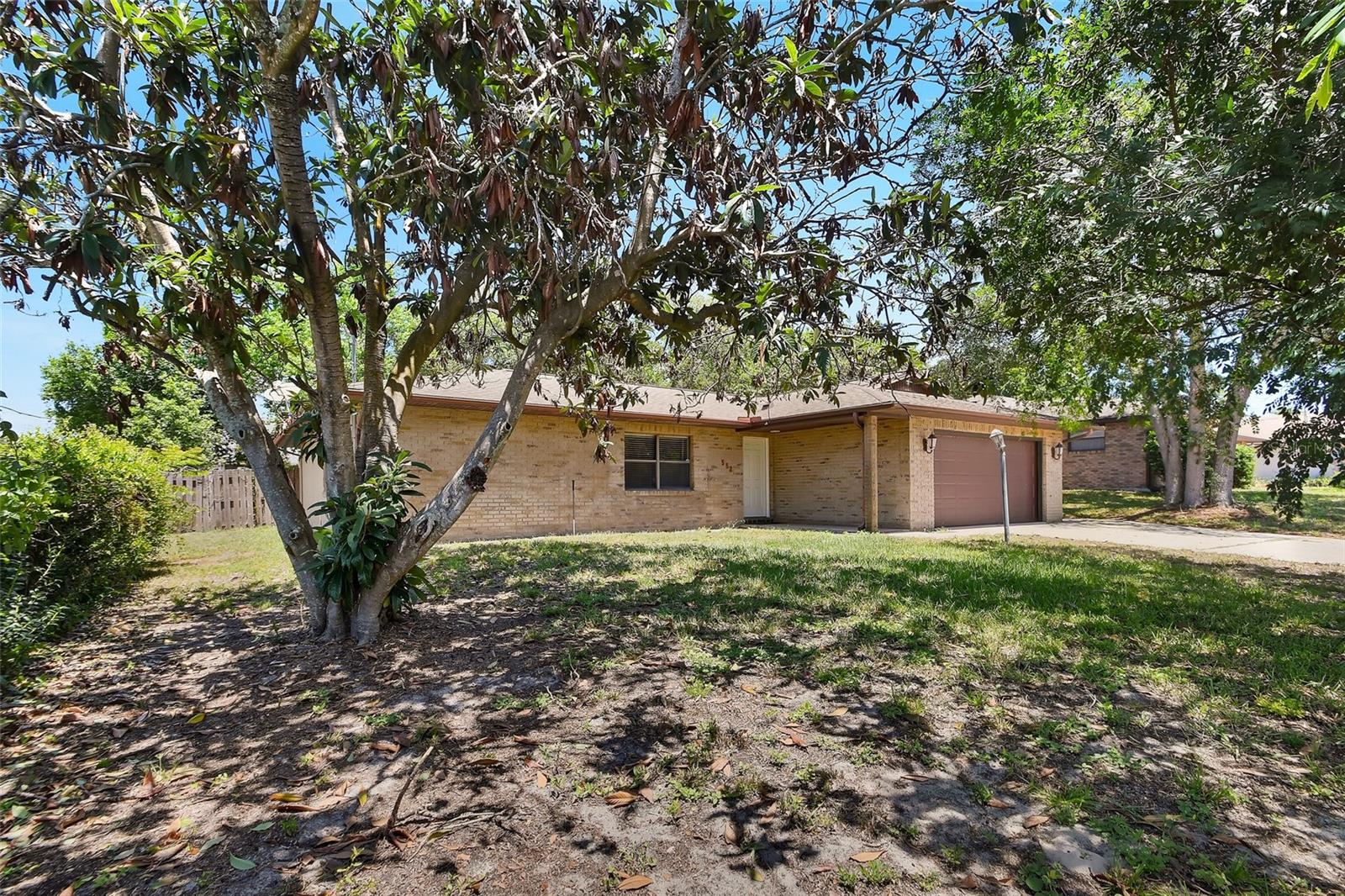 552 S ANNAPOLIS DR, DELTONA, FL, 32725