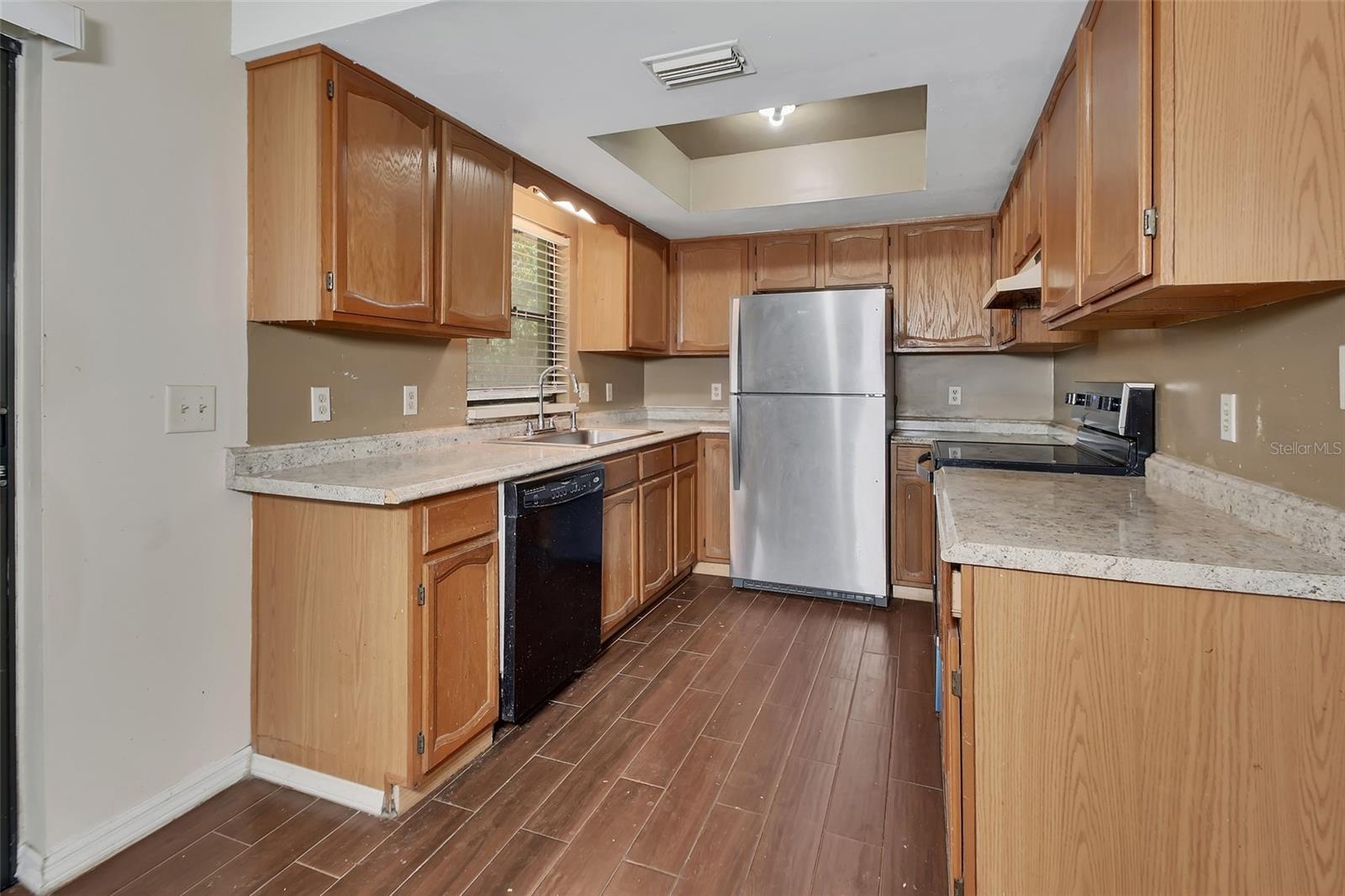 552 S ANNAPOLIS DR, DELTONA, FL, 32725
