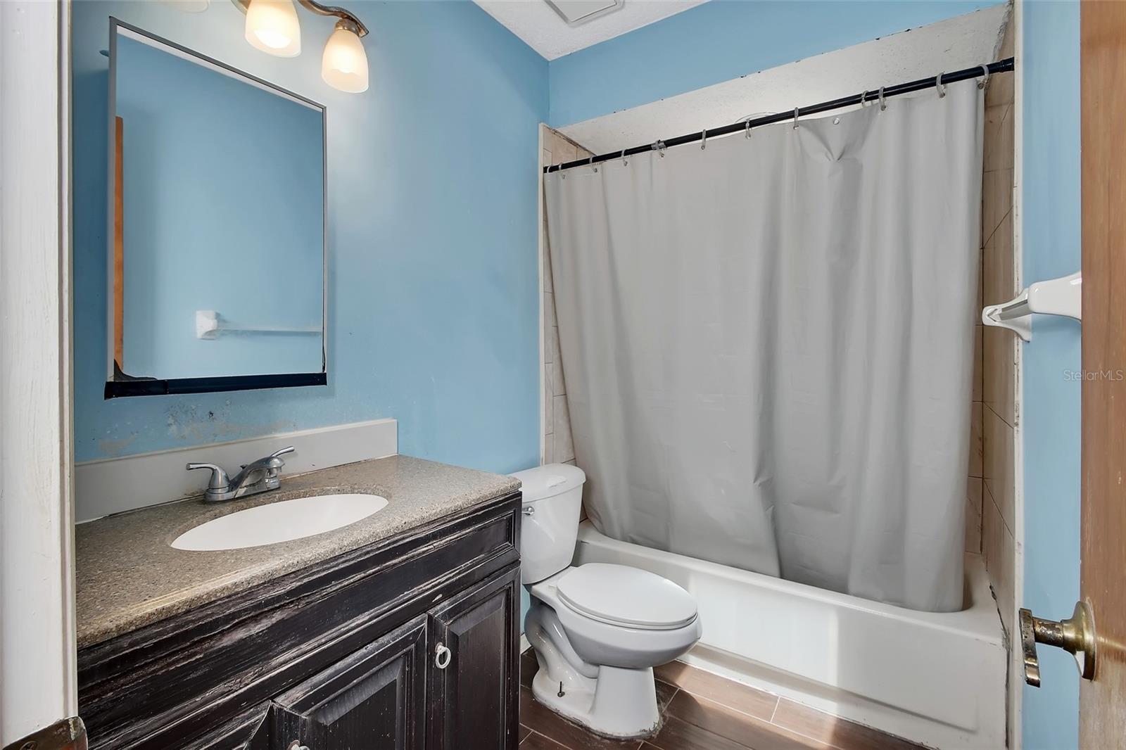 552 S ANNAPOLIS DR, DELTONA, FL, 32725