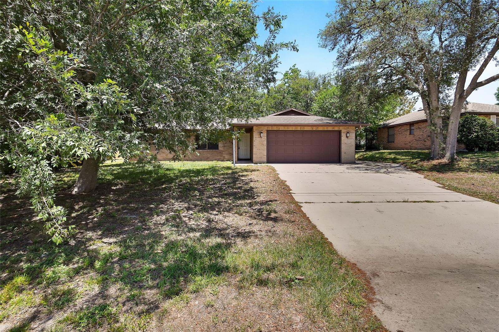 552 S ANNAPOLIS DR, DELTONA, FL, 32725