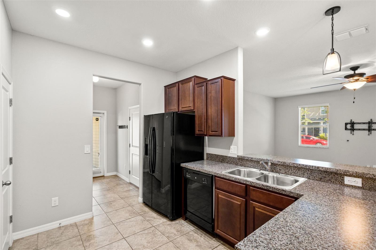 8751 SHADY PAVILLION CT, LAND O LAKES, FL, 34637