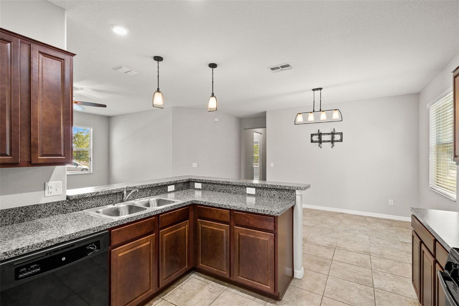 8751 SHADY PAVILLION CT, LAND O LAKES, FL, 34637