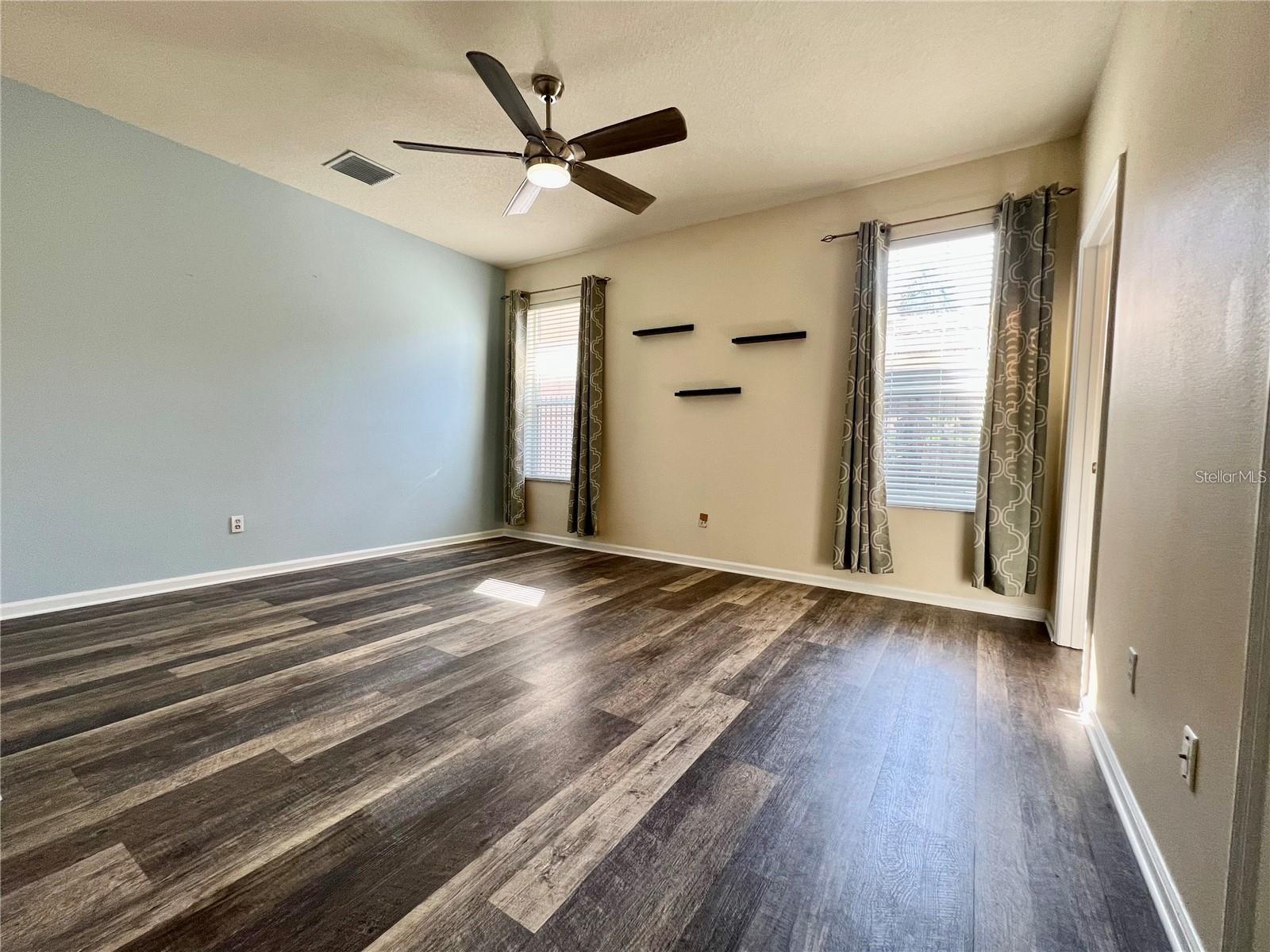 4705 WINDSOR AVE, ORLANDO, FL, 32819