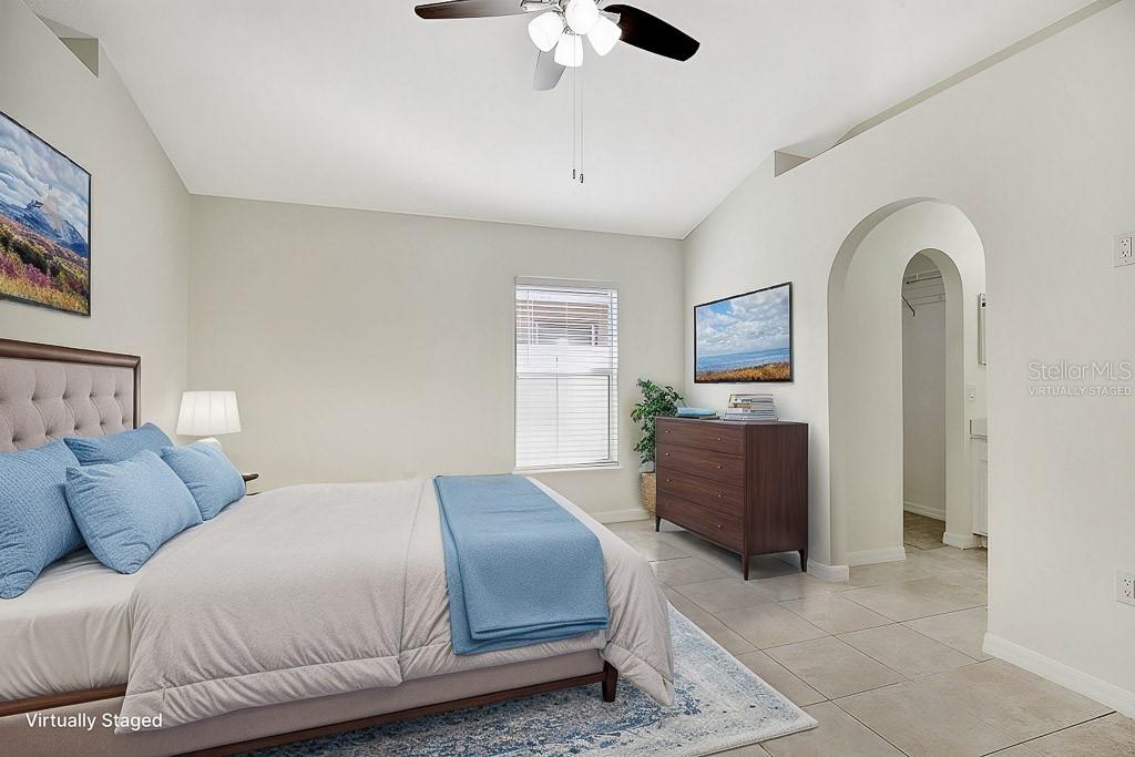13715 GENTLE WOODS AVE, RIVERVIEW, FL, 33569