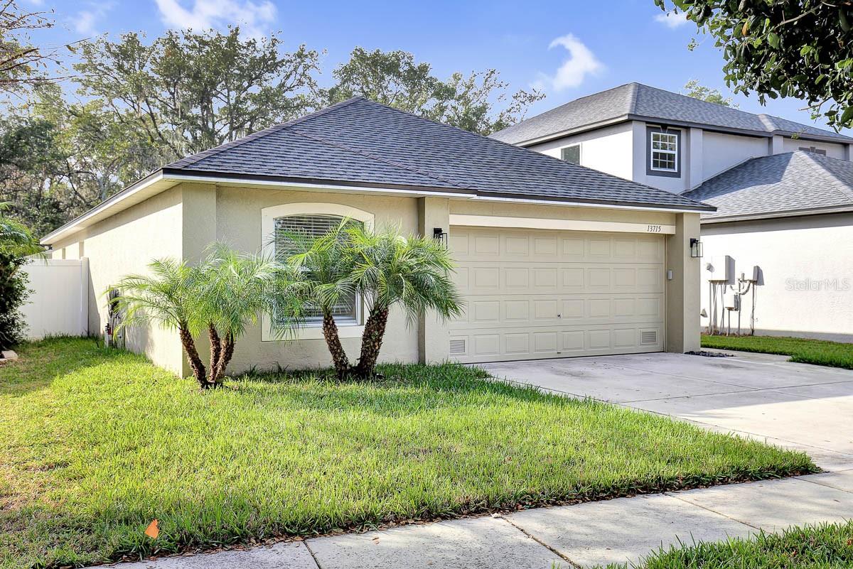 13715 GENTLE WOODS AVE, RIVERVIEW, FL, 33569