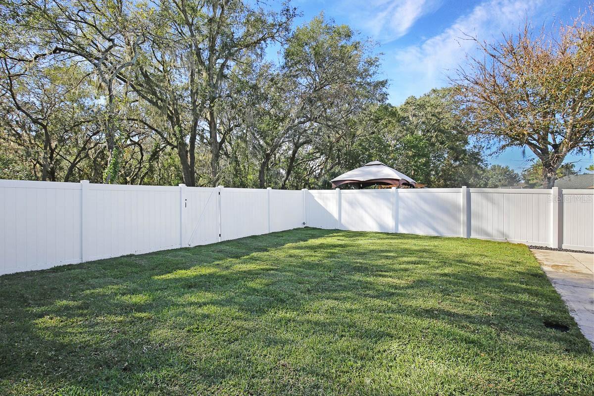13715 GENTLE WOODS AVE, RIVERVIEW, FL, 33569