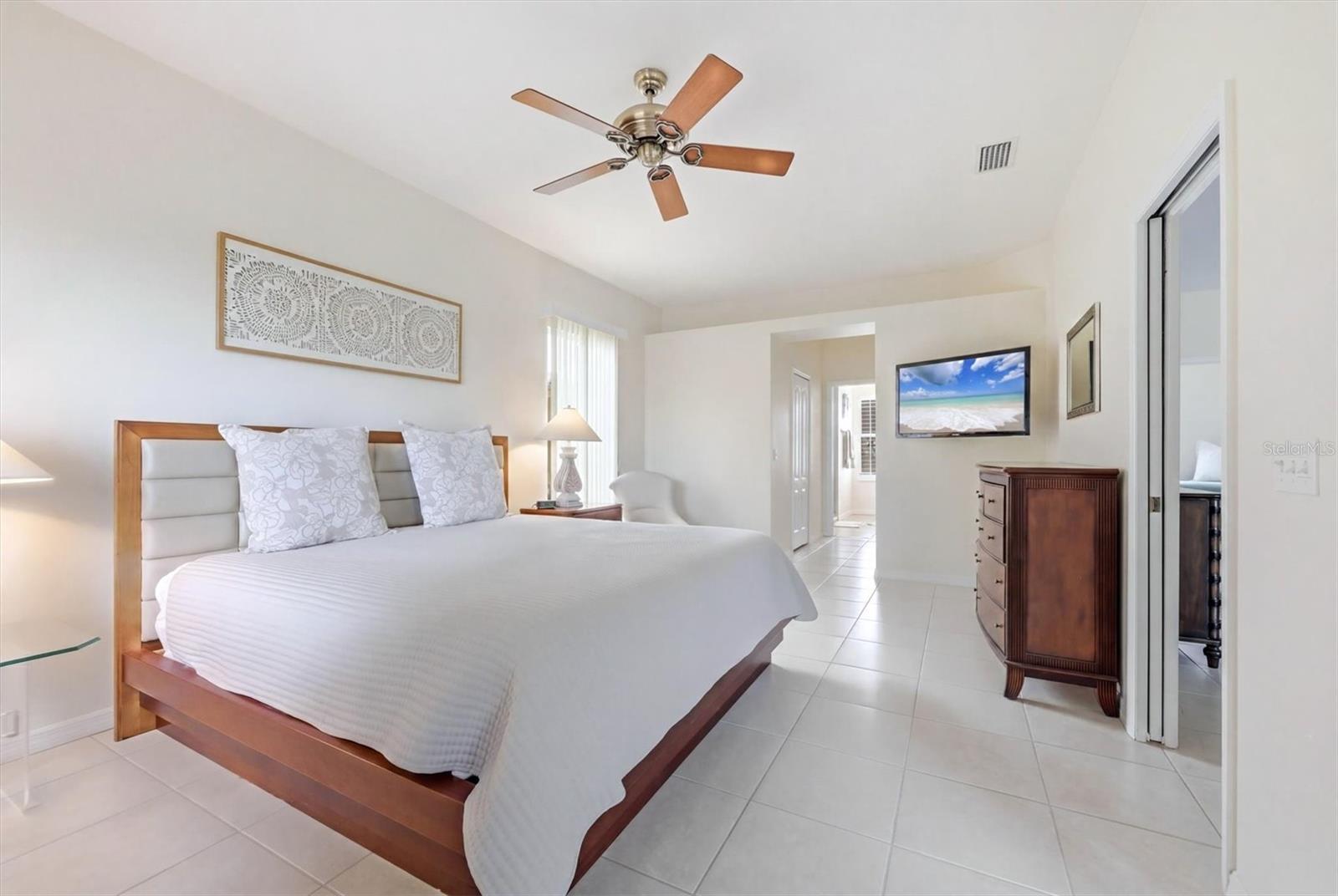 445 TOMOKA DR, ENGLEWOOD, FL, 34223