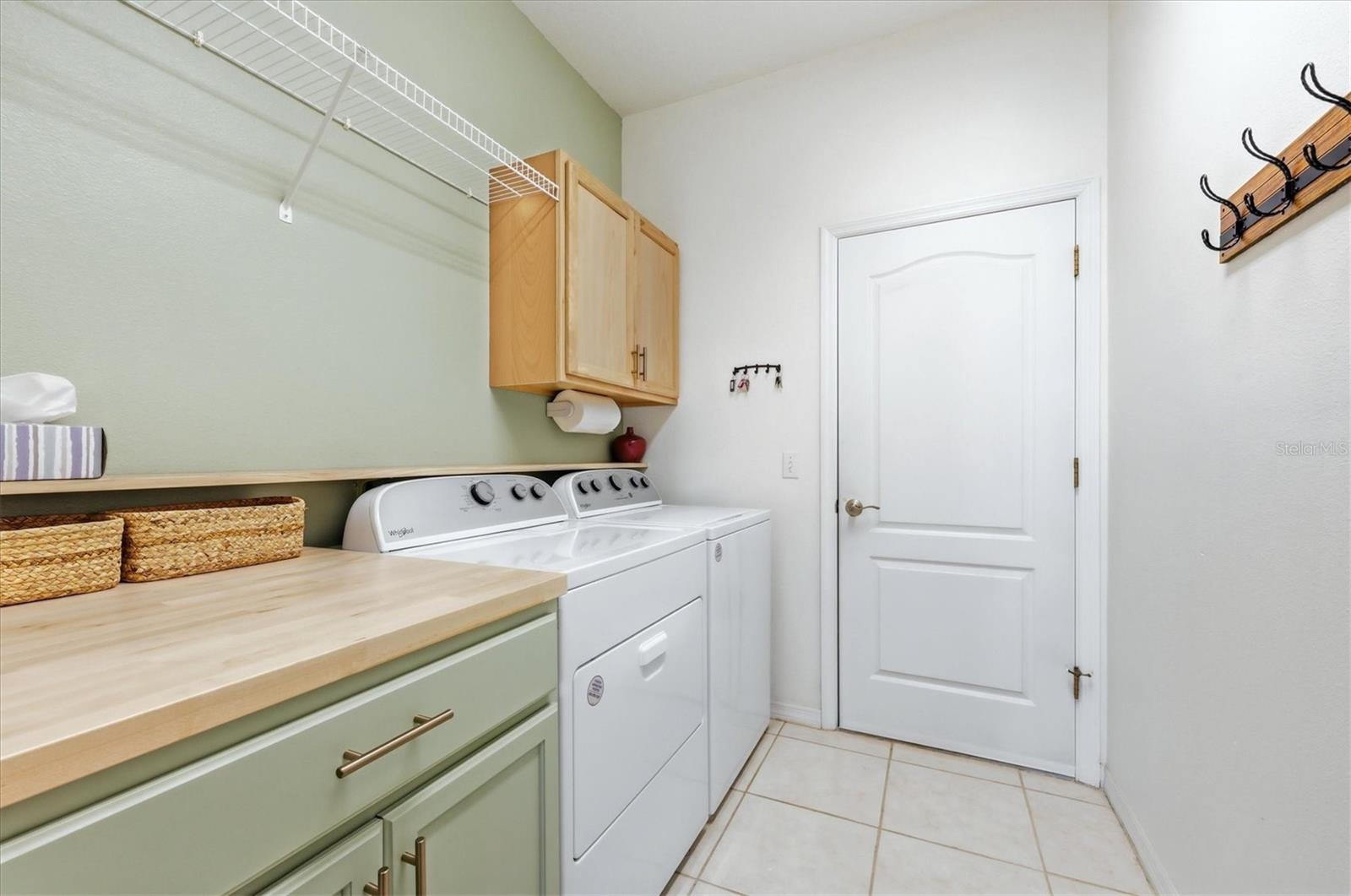 445 TOMOKA DR, ENGLEWOOD, FL, 34223